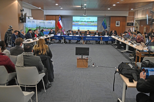 Gobierno Regional de Los Lagos aprueba ambiciosa cartera FRIL 2025 con foco en infraestructura comunitaria y desarrollo local