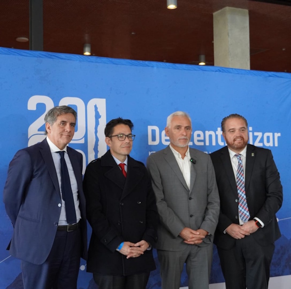 Gobernador Alejandro Santana tras Cumbre de las Regiones 2025: “La descentralización no puede seguir esperando”