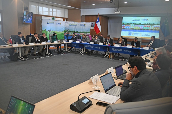 Gobierno Regional de Los Lagos aprueba ambiciosa cartera FRIL 2025 con foco en infraestructura comunitaria y desarrollo local