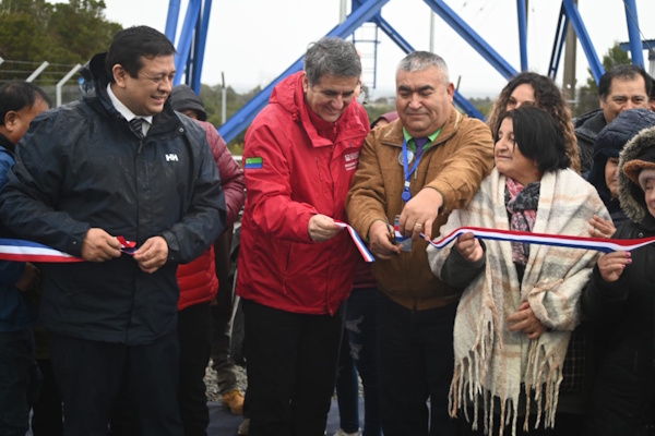 ISLA QUENU CELEBRA LA LLEGADA DEL AGUA POTABLE TRAS 15 AÑOS DE ESPERA