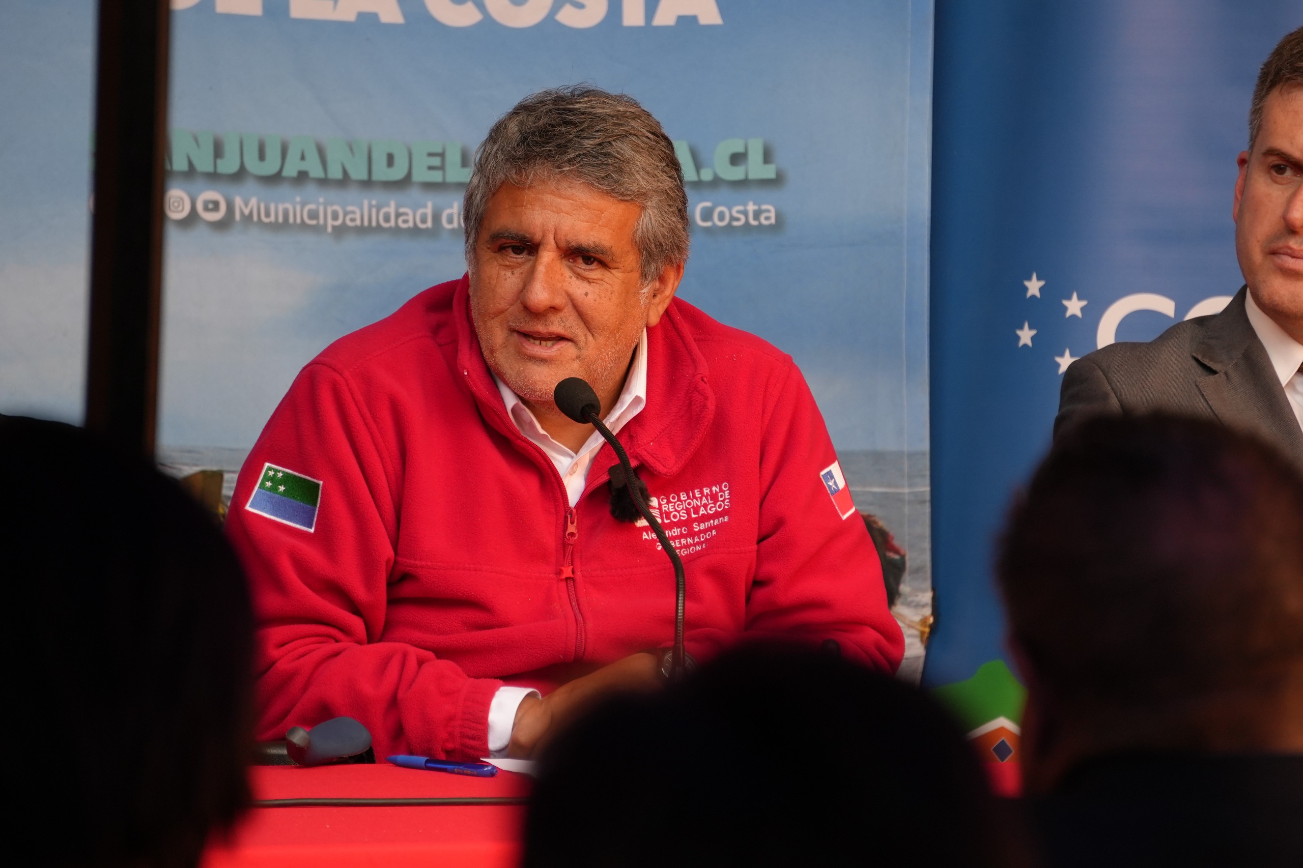 Gobernador Alejandro Santana impulsa adquisición de equipo ECMO y habilitación de centro de quimioterapia para la provincia de Osorno