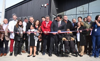 Inauguran Centro de Diálisis del Hospital de Calbuco que beneficiará a 72 pacientes