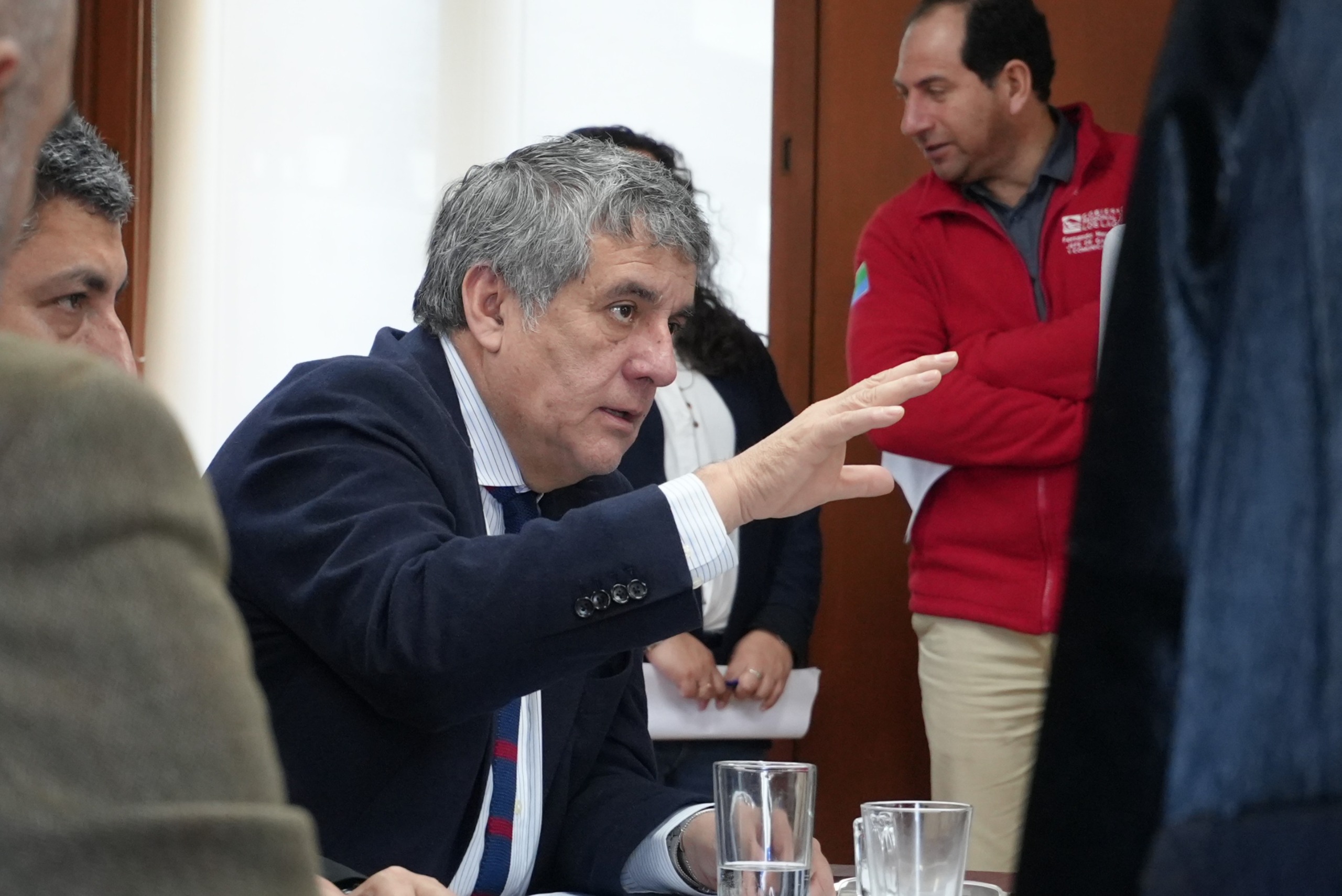 Gestión del gobernador Alejandro Santana asegura $4.762 millones para inversión pública y generación de nuevos empleos en Los Lagos
