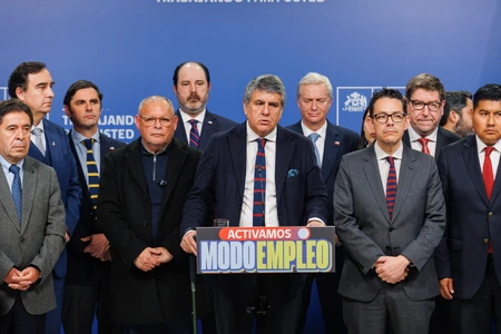 Gobernador Alejandro Santana destaca alianza entre regiones y Gobierno para impulsar el empleo